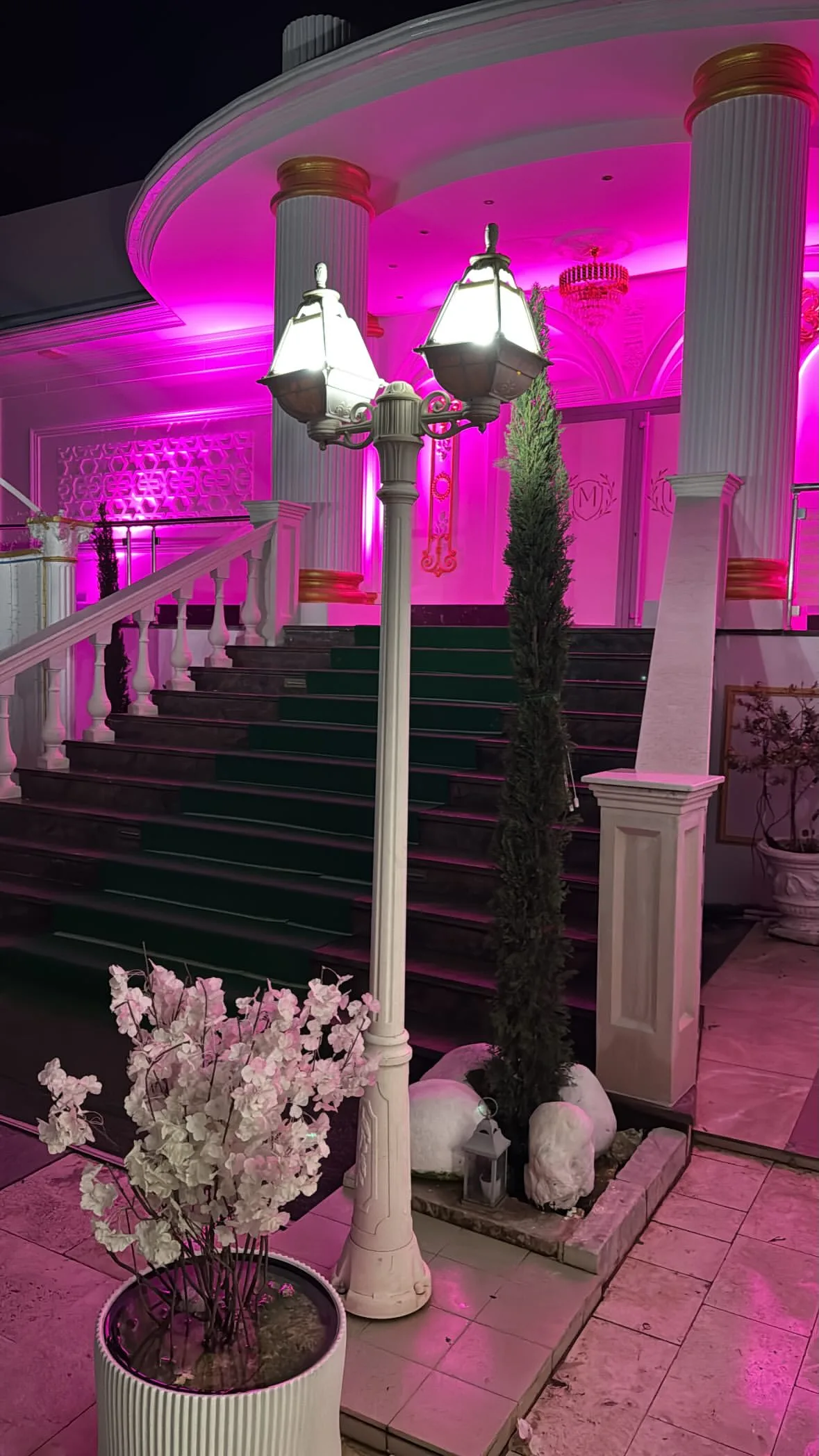 Pamje e brendshme e Modus